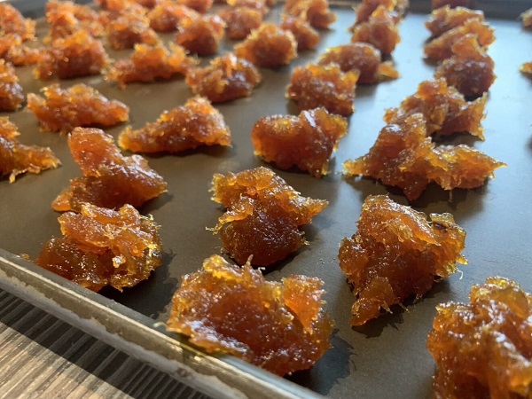 S__24485948-1320x990 春の麥方-烏龍茶鳳梨酥-商店